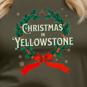 Christmas in Yellowstone - Vintage Holiday Wreath Unisex Jersey Tee